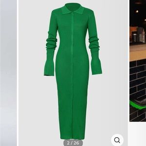 Green Micas long sleeve dress size large. New with tags